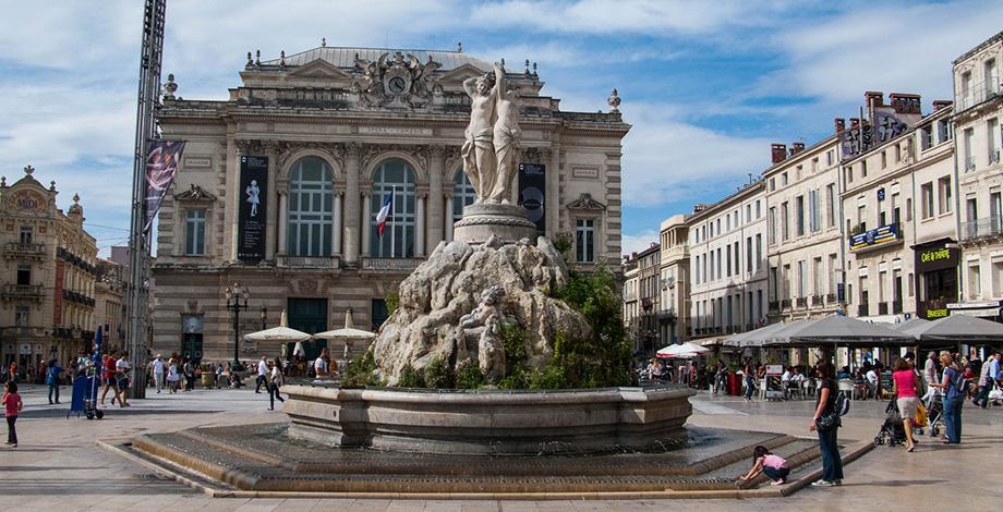 Montpellier's central square—Place de la Comédie